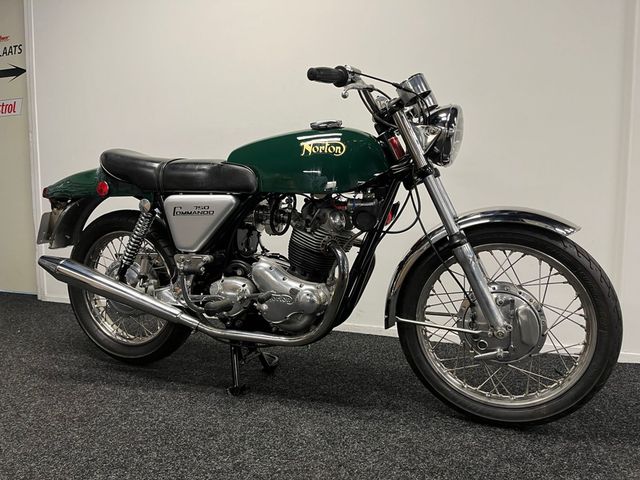 norton - commando-750