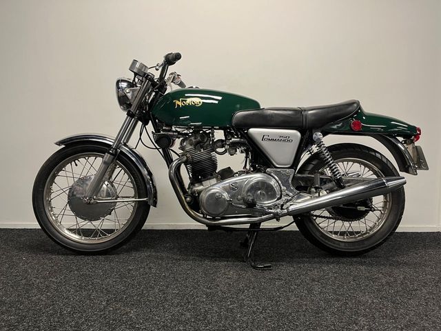 norton - commando-750