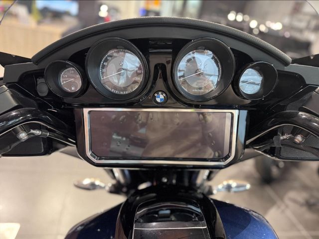 bmw - r-18-b