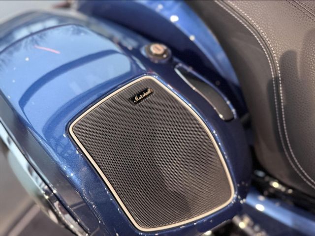 bmw - r-18-b