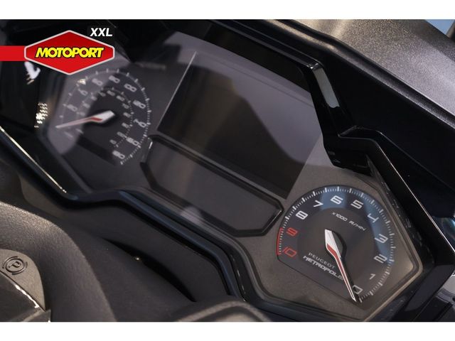 peugeot - metropolis-400