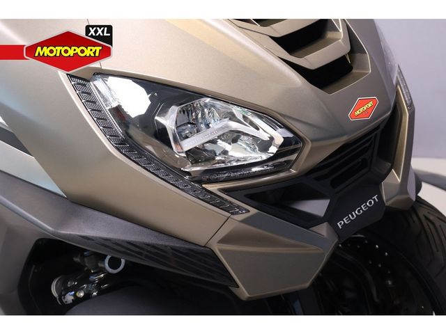 peugeot - metropolis-400