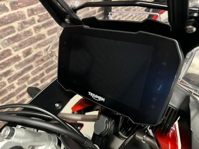 triumph - tiger-900-gt-pro