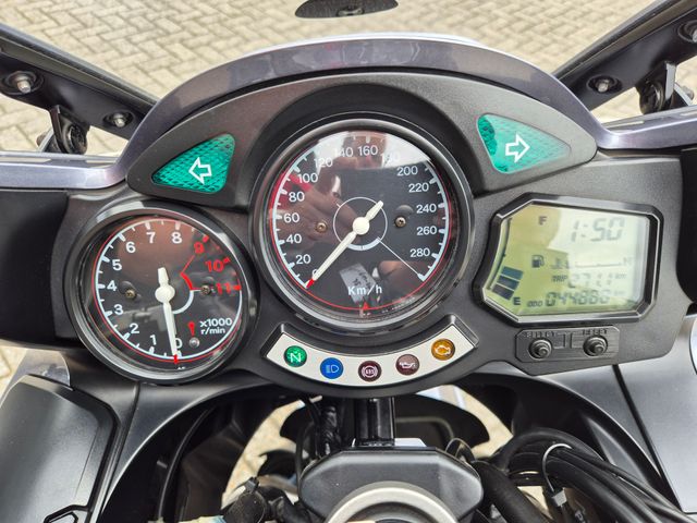 yamaha - fjr-1300