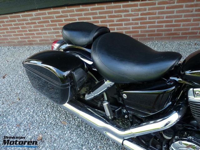 honda - vt-1100-c3-shadow