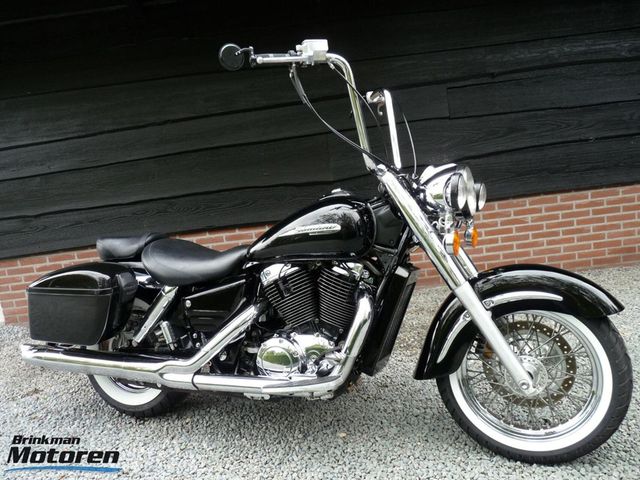 honda - vt-1100-c3-shadow