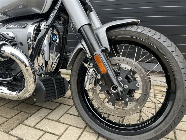 bmw - r-18