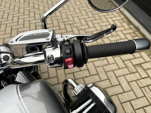 bmw - r-18