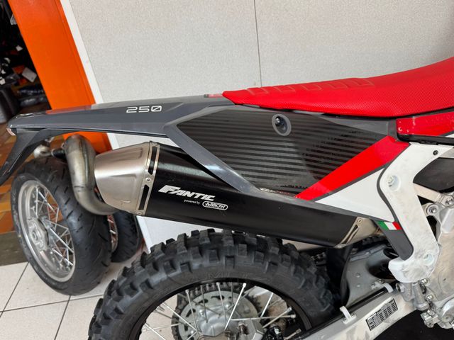 fantic - xef-250