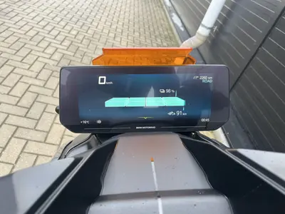 BMW CE 04 – foto 4