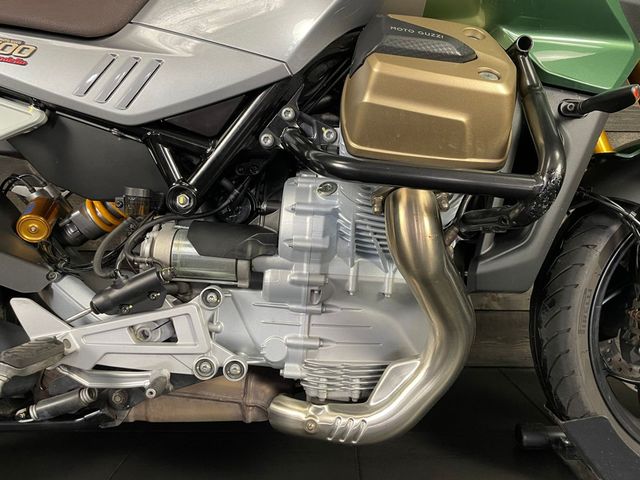 moto-guzzi - v-100-mandello-s