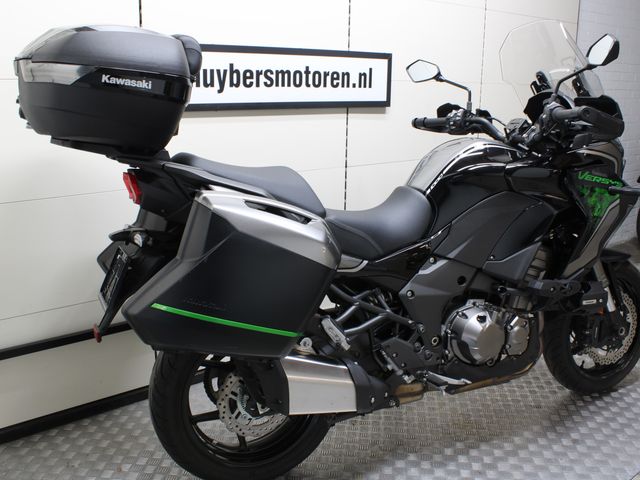 kawasaki - versys-1000-se-grand-tourer