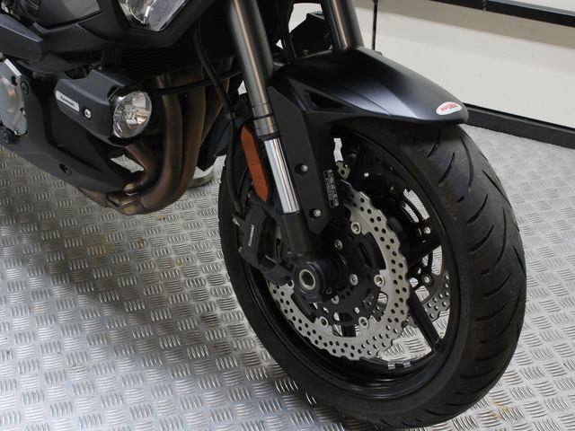 kawasaki - versys-1000-se-grand-tourer