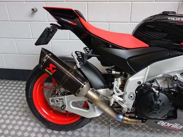 aprilia - tuono-v4-1100-factory