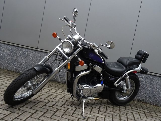 suzuki - vs-1400-intruder