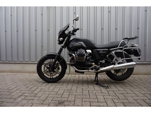 moto-guzzi - v-7