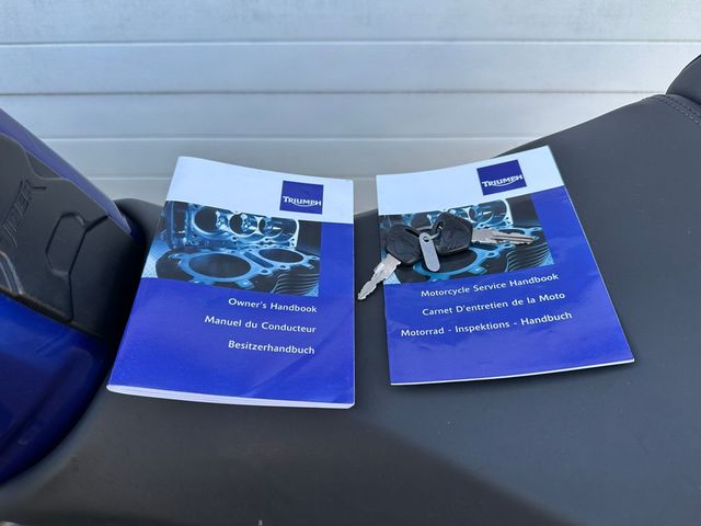 triumph - tiger-explorer