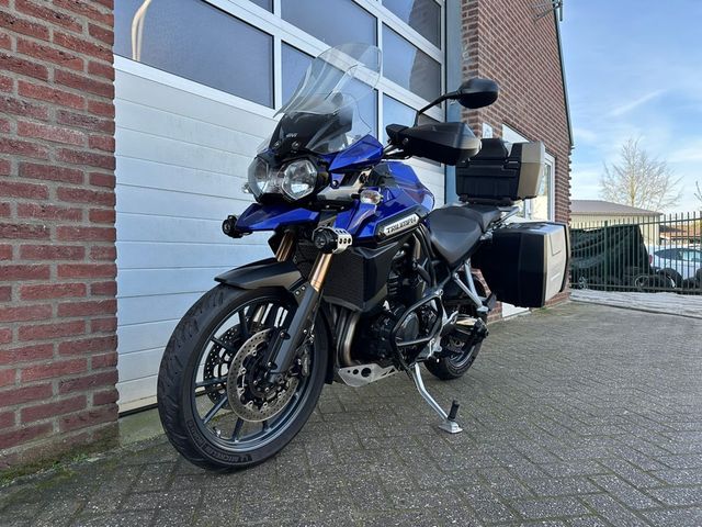 triumph - tiger-explorer