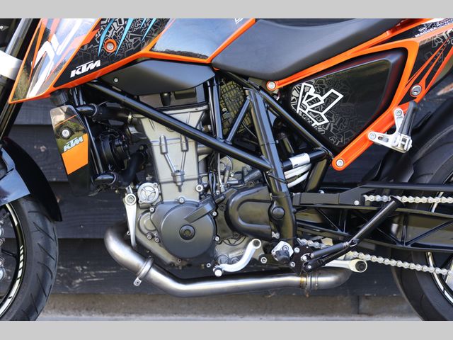 ktm - 690-duke-abs