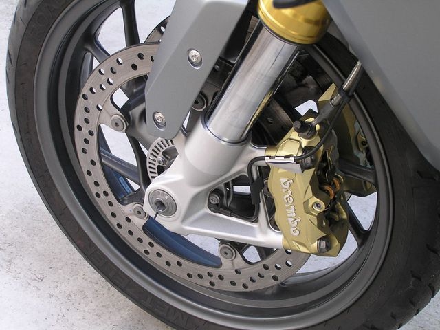 bmw - r-1200-rs
