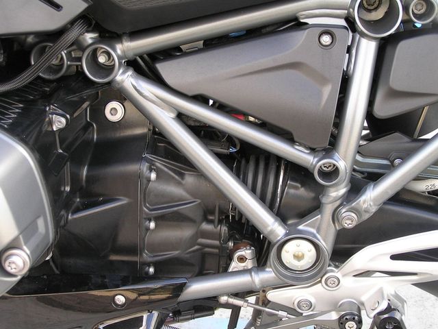 bmw - r-1200-rs