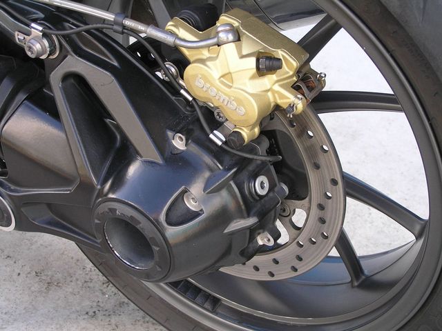 bmw - r-1200-rs