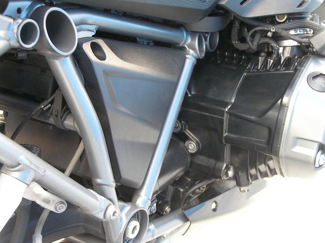 bmw - r-1200-rs