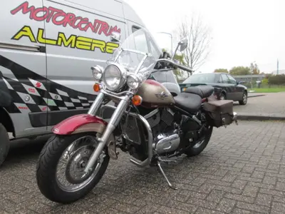 KAWASAKI VN 800 CLASSIC – foto 2