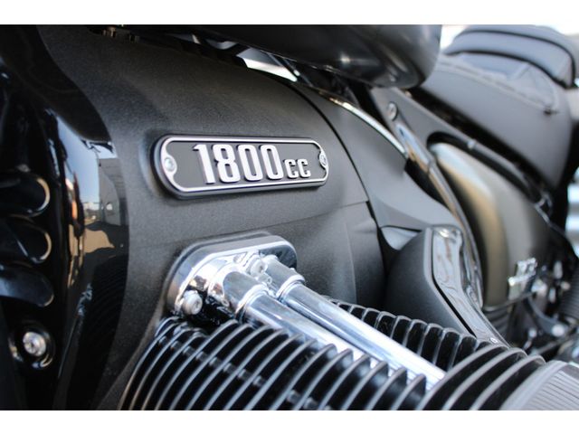 bmw - r-18-classic