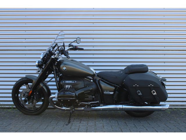bmw - r-18-classic