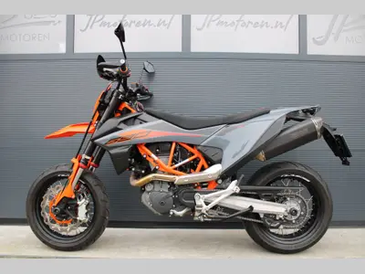 KTM 690 SMC R – foto 4
