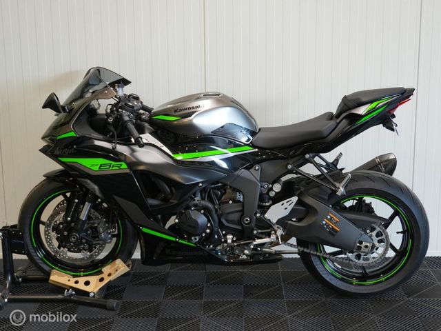 kawasaki - ninja-zx-6r