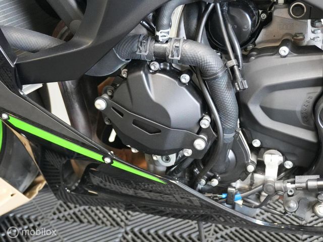 kawasaki - ninja-zx-6r