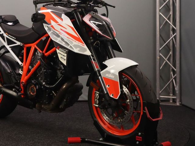 ktm - 1290-super-duke-r