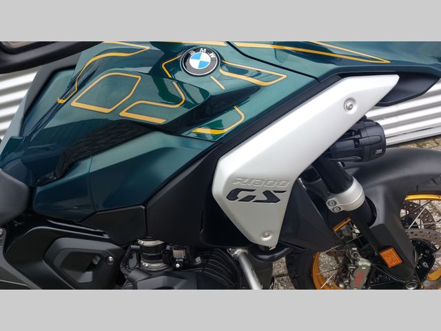 bmw - r-1300-gs