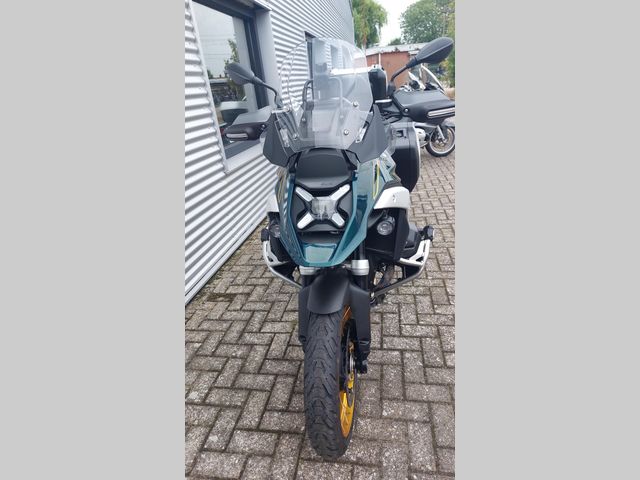 bmw - r-1300-gs