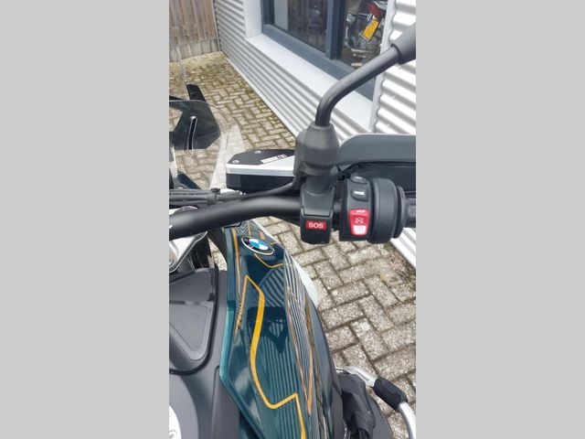 bmw - r-1300-gs