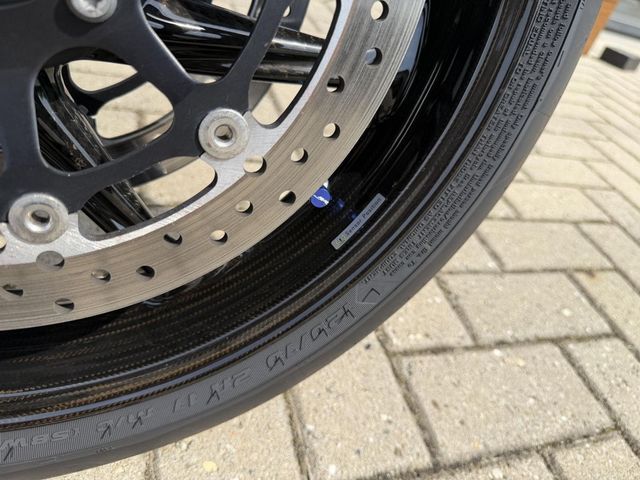bmw - s-1000-rr