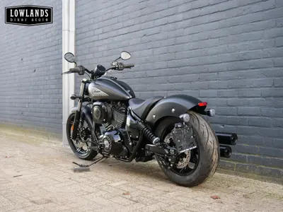 INDIAN MOTORCYCLE CHIEF DARK HORSE – foto 2