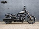 INDIAN MOTORCYCLE CHIEF DARK HORSE
