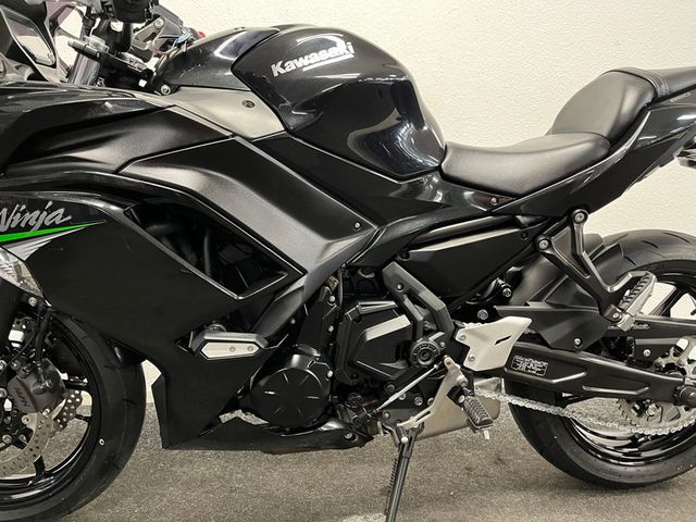 kawasaki - ninja-650