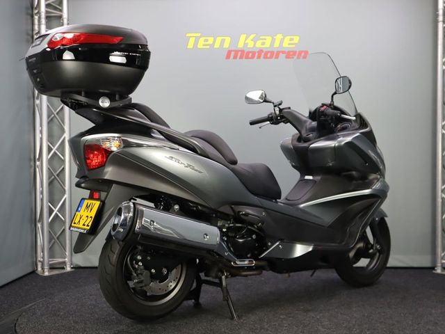 honda - fjs-400-silverwing