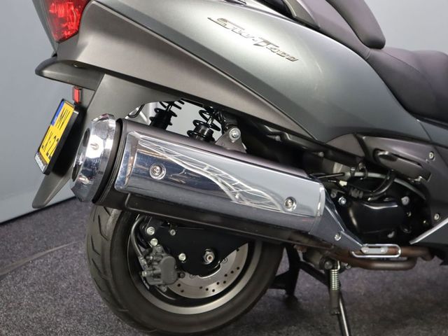 honda - fjs-400-silverwing