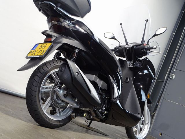 honda - sh-300i---abs