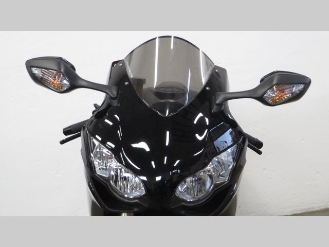 honda - cbr-1000-rr-fireblade