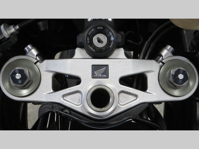 honda - cbr-1000-rr-fireblade
