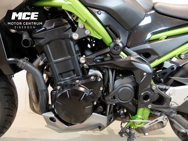 kawasaki - z900