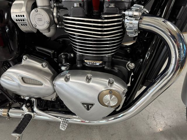 triumph - bonneville--t-120
