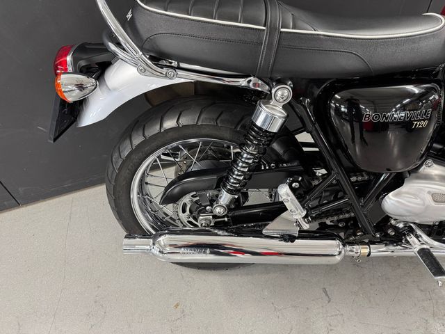 triumph - bonneville--t-120