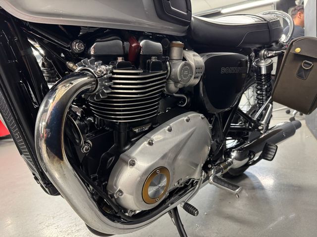 triumph - bonneville--t-120